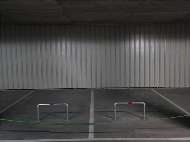 Garaje en Alquiler en Calle Estrella Vega, 5 en Pino Montano - Consolación