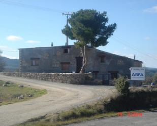 Vista exterior de Casa o xalet en venda en L'Albi amb Jardí privat, Terrassa i Piscina