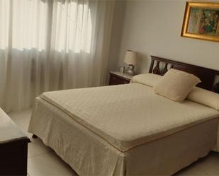 Bedroom of Flat to share in  Sevilla Capital  with Terrace and Furnished