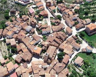 Vista exterior de Casa adosada en venda en El Cuervo amb Calefacció, Piscina i Balcó