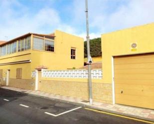 Exterior view of Single-family semi-detached for sale in El Rosario