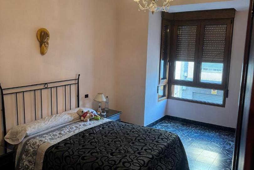 Single-family semi-detached for sale in Avinguda Loygorri, 26, Oliva pueblo, Valencia - image 1 Photo 1 of Single-family semi-detached for sale in Avinguda Loygorri, 26, Oliva pueblo, Valencia