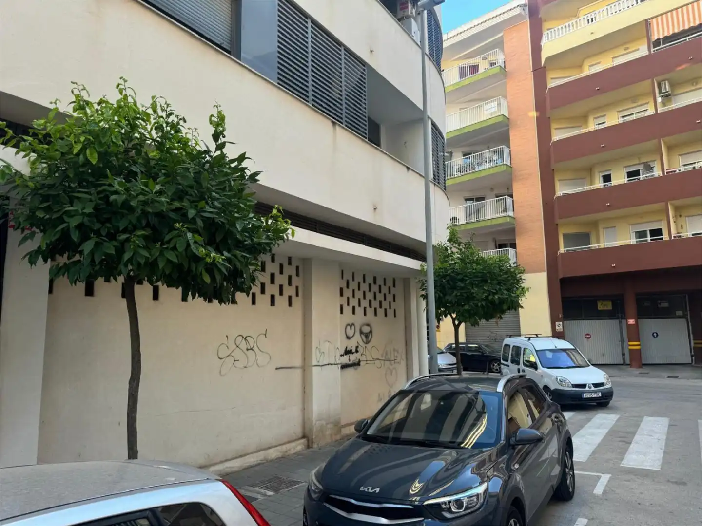Aparcament de Local en venda en Dénia