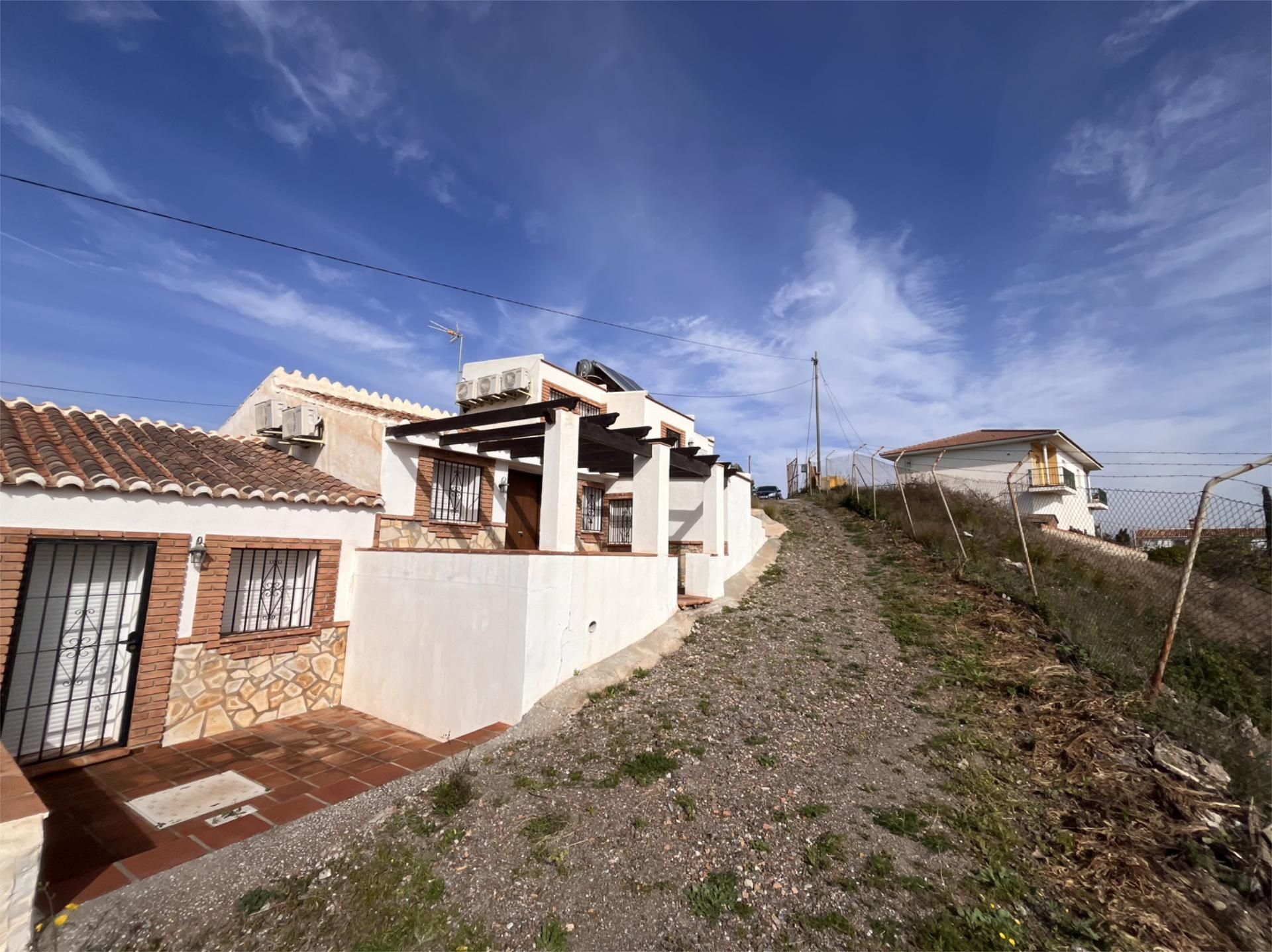 Vista exterior de Planta baixa en venda en Vélez-Málaga amb Aire condicionat, Calefacció i Terrassa