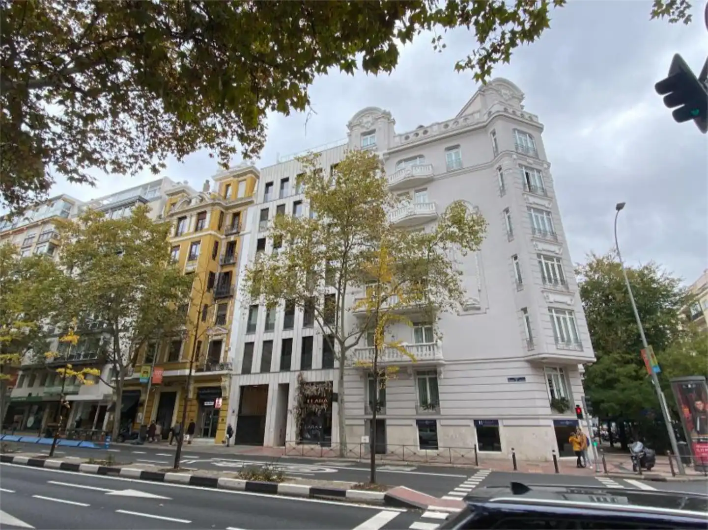 Exterior view of Garage for sale in Madrid