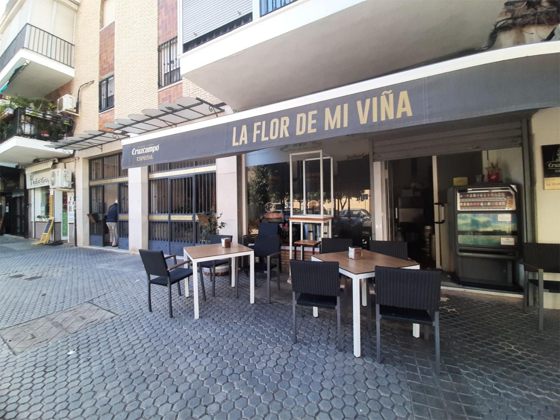 Local en venda a Calle Aracena, 3, Triana Oeste
