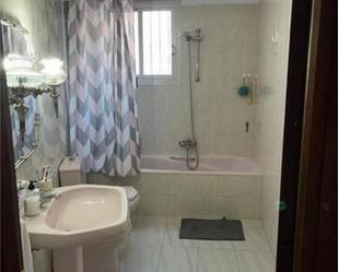 Bathroom of Flat for sale in Gandia  with Terrace