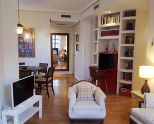 Living room of Flat to rent in  Madrid Capital