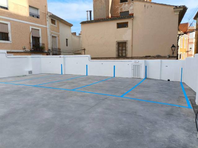 Garaje en Alquiler en Calle Santa Clara, 8 en Hellín