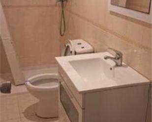 Bathroom of Flat to rent in Valladolid Capital  with Terrace