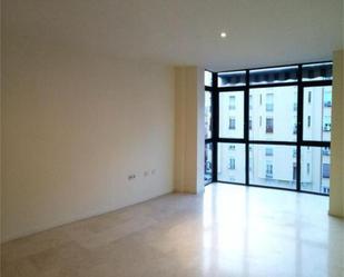 Flat for sale in  Madrid Capital  with Heating, Private garden and Terrace