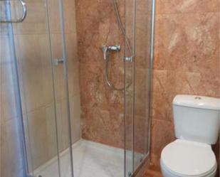 Bathroom of Study to share in Cambados  with Furnished