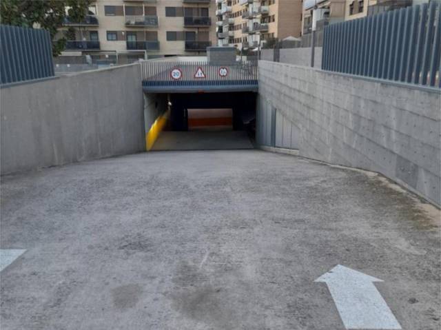 Garaje en Venta en Carrer de Varsòvia, 153 en Can Llong