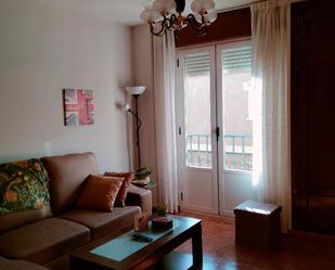 Living room of Apartment to rent in Alba de Tormes  with Heating, Furnished and Oven