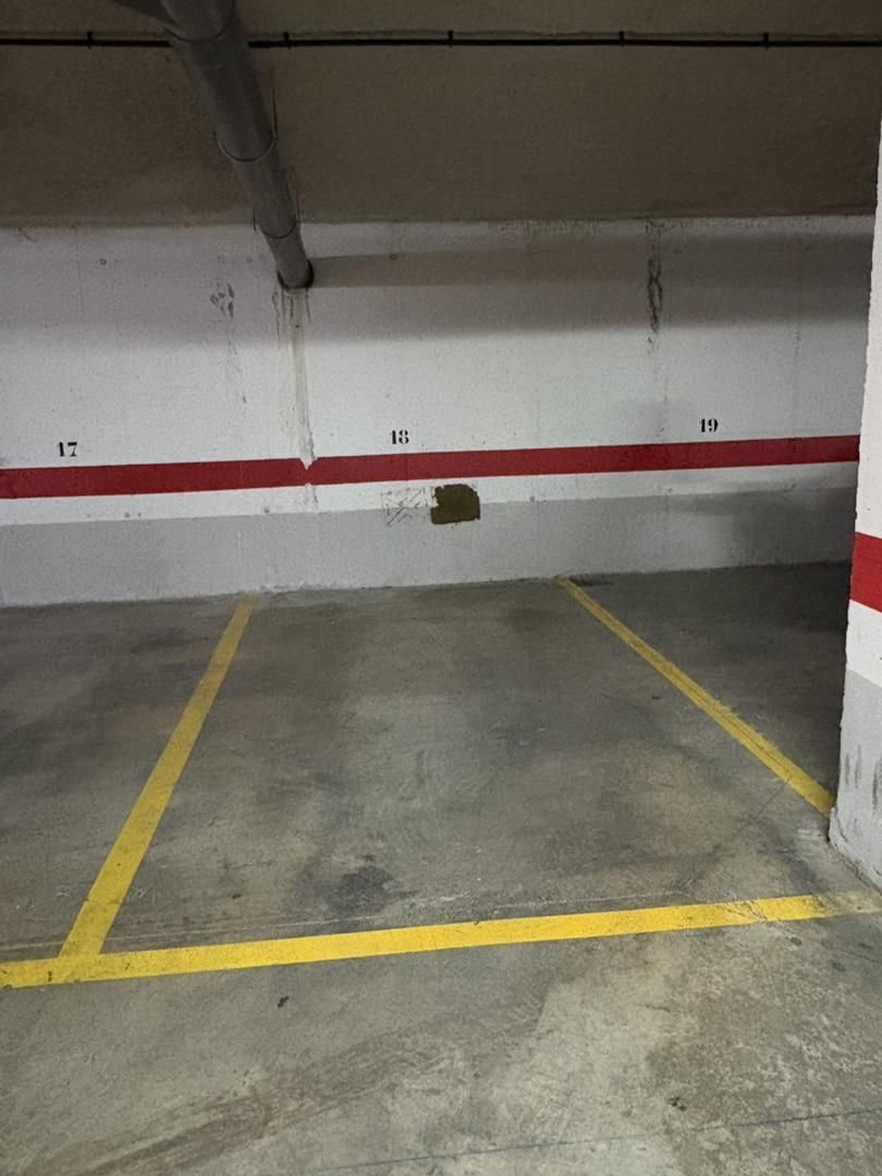 Parking de Garaje en venta en  Sevilla Capital