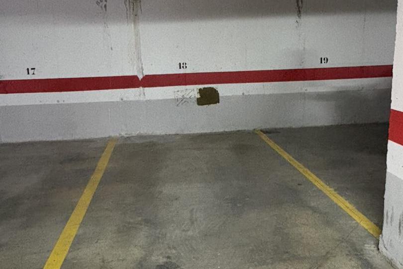 Photo 1 of Garage for sale in Calle Águila Perdicera, 3, La Oliva, Sevilla