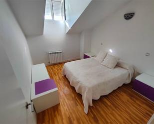 Bedroom of Duplex for sale in Sevilla la Nueva  with Air Conditioner and Balcony