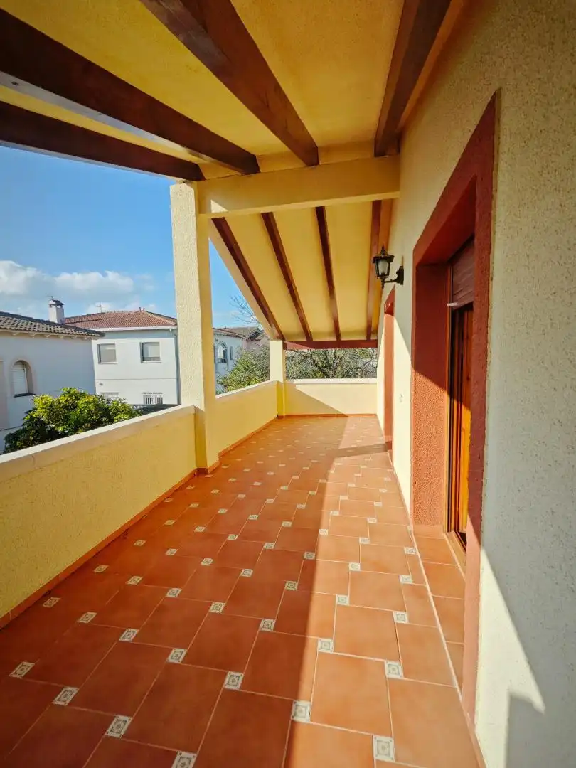 Casa o xalet en venda a Carrer Sant Domènec, 8, Santa Oliva Terrassa de Casa o xalet en venda en Santa Oliva