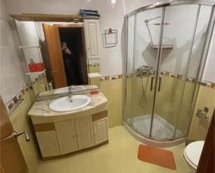 Bathroom of House or chalet for sale in Huecas  with Heating, Private garden and Terrace