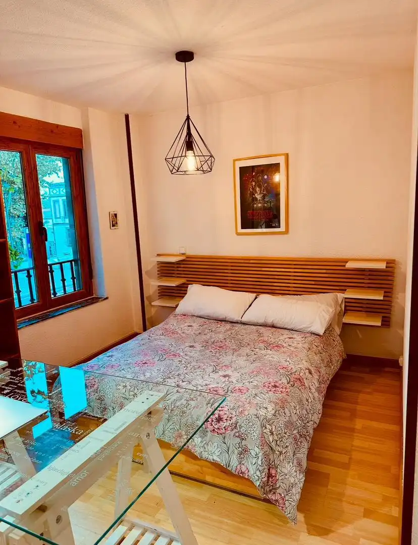 Schlafzimmer von Loft zum Verkauf in Salamanca mit Klimaanlage, Heizung und Parkett