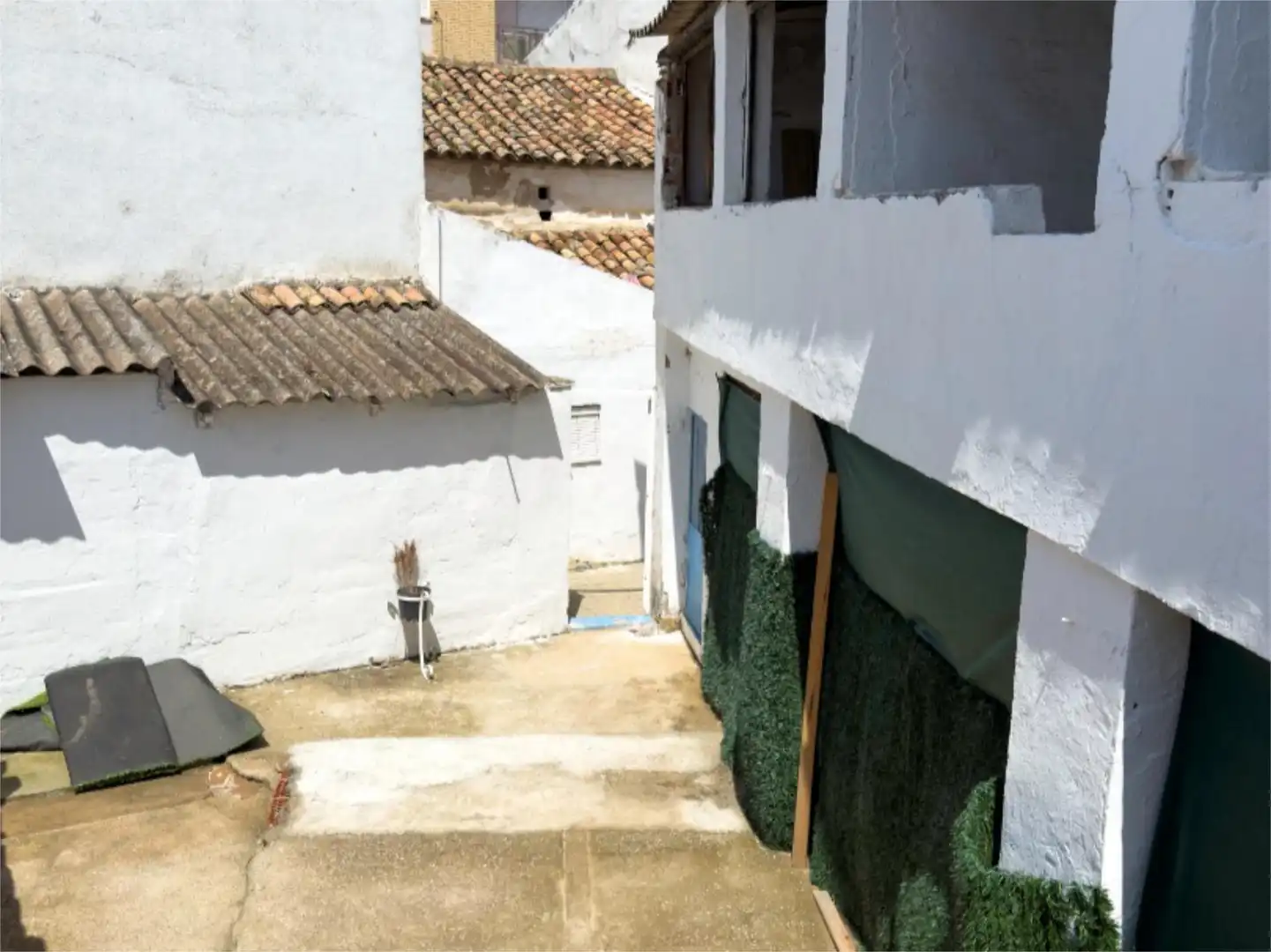 Casa adosada en venta en Camino Viejo, 24, Bailén Vista exterior de Casa adosada en venta en Bailén con Aire acondicionado, Jardín privado y Trastero