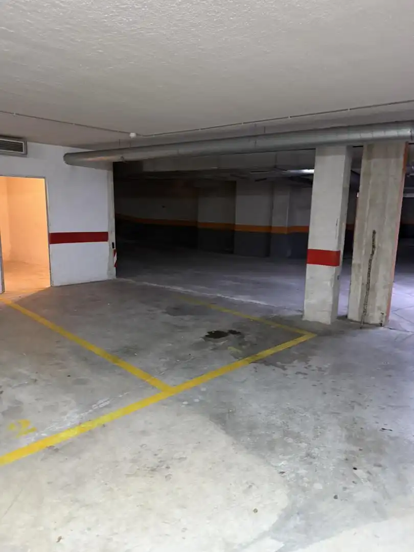 Parking of Garage for rent in Ansoáin / Antsoain