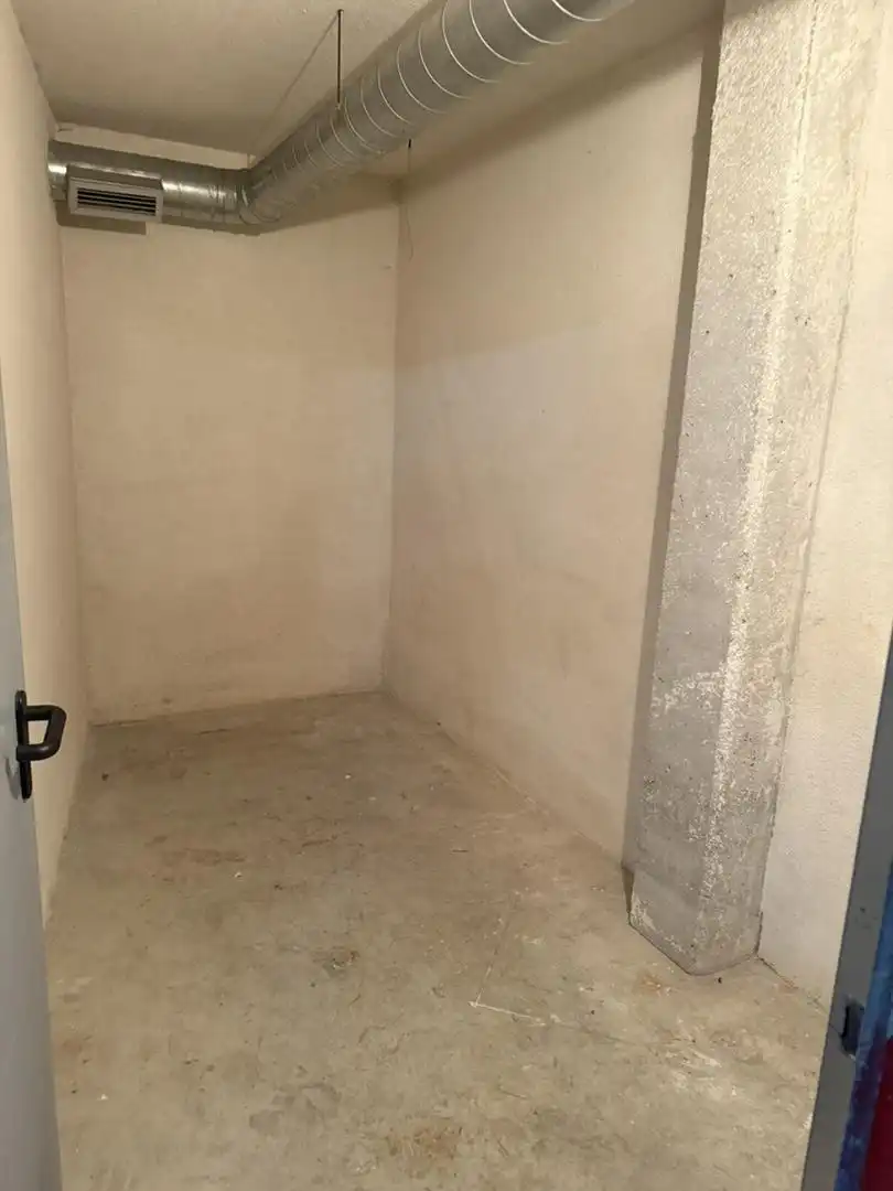 Garage for rent in Ansoáin / Antsoain