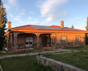 Casa adosada en venda a Dehesilla de Calamón - Campomanes