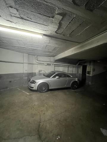 Garaje en Venta en Carrer de Sant Carles, 34 en Riu Sud