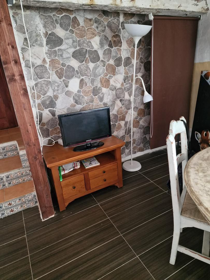 Sala d'estar de Pis en venda en Cañete