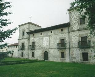 Vista exterior de Finca rústica en venda en Arrazua-Ubarrundia amb Calefacció, Jardí privat i Terrassa