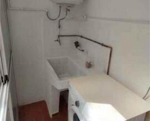 Bathroom of Flat to rent in Baza  with Terrace, Storage room and Furnished