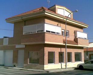 Exterior view of Flat to rent in Ciempozuelos  with Air Conditioner, Furnished and Balcony