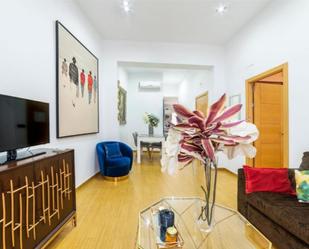 Living room of Flat for sale in  Sevilla Capital  with Air Conditioner and Balcony