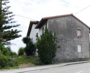 Vista exterior de Casa o xalet en venda en Santa Cruz de Bezana