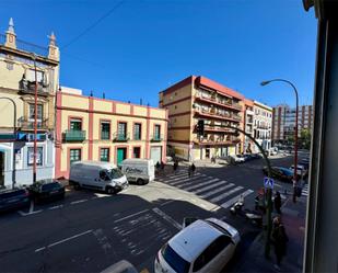 Exterior view of Flat for sale in  Sevilla Capital