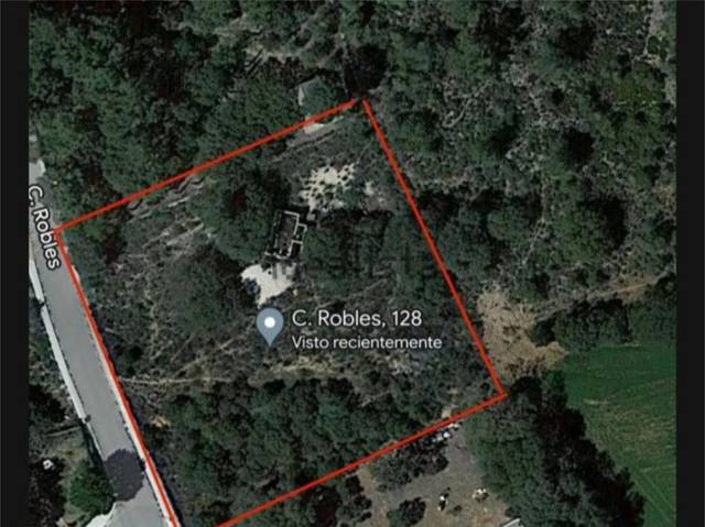 Terreno en Venta en Calle Robles, 128 en Hueva