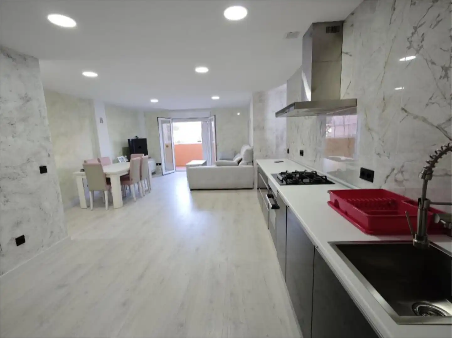 Pis en venda a Carrer Guadiana, 35, Son Cladera Cuina de Pis en venda en Palma de Mallorca amb Terrassa i Aparcament comunitari