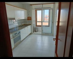 Kitchen of Flat to rent in Vigo   with Heating, Parquet flooring and Storage room