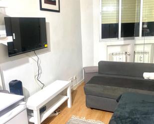 Living room of Apartment to rent in  Madrid Capital  with Heating and Video intercom