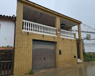 Exterior view of Single-family semi-detached for sale in Santa Ana la Real  with Heating, Terrace and Storage room