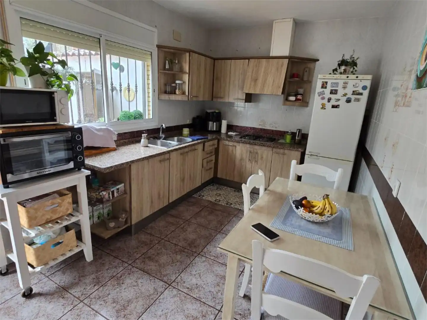 Cocina de Casa adosada en venta en Santa Ana la Real con Calefacción, Terraza y Trastero