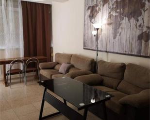 Flat to rent in La Calzada - La Florida