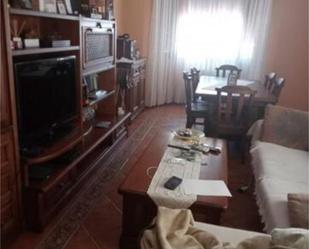 Living room of Single-family semi-detached for sale in Torrijos  with Heating, Private garden and Terrace