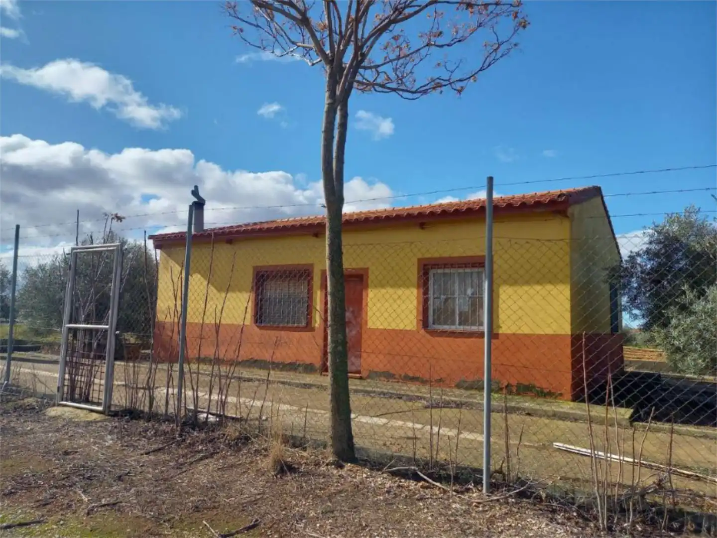 Finca rústica en venta en Calle del Campero, 8, La Solana Vista exterior de Finca rústica en venta en La Solana con Jardín privado y Amueblado