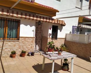 Exterior view of Single-family semi-detached for sale in Iznalloz  with Terrace