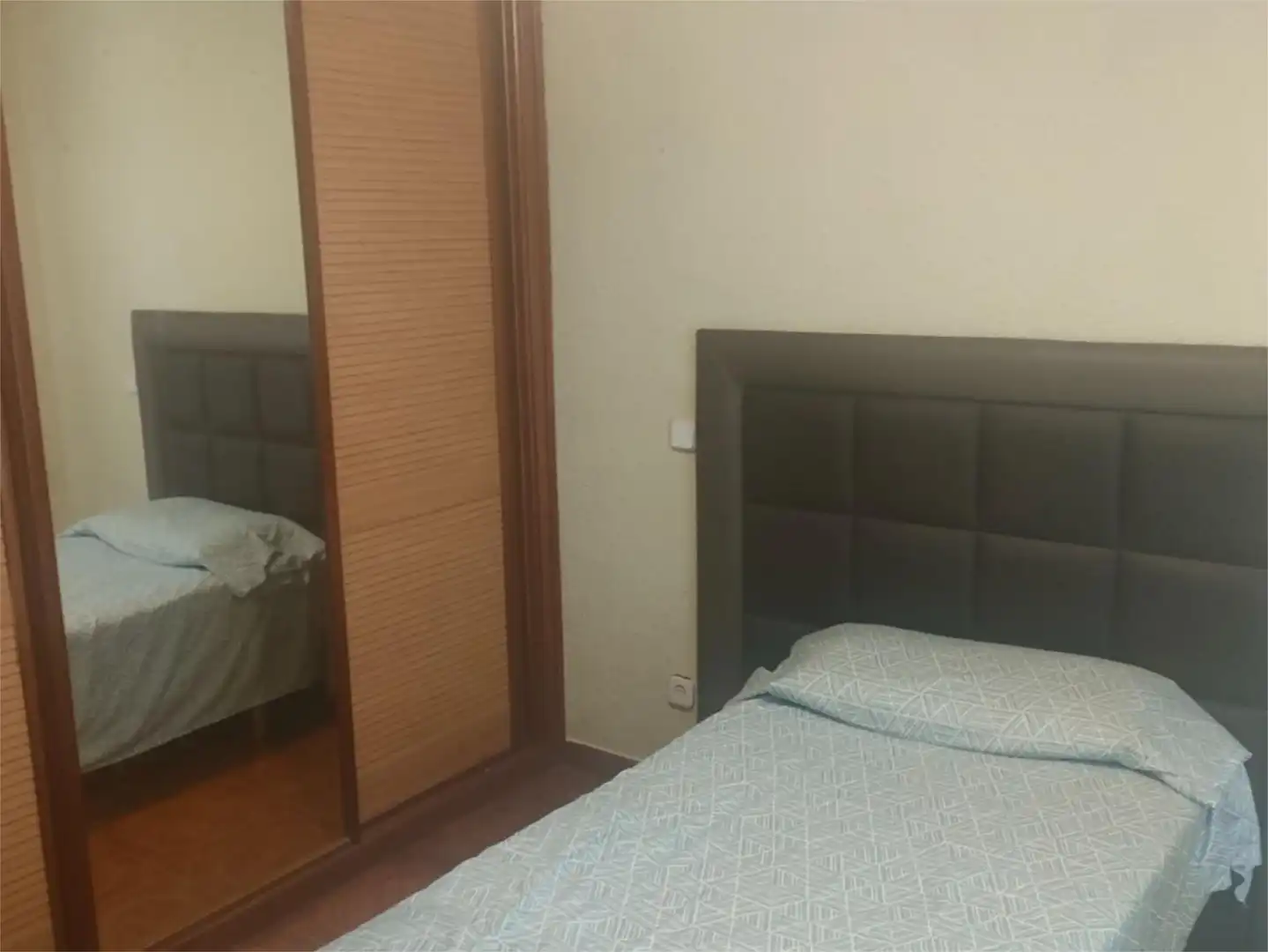 Habitación en Calle de Carmen Montoya, 10, Almenara -Ventilla Habitación en Calle de Carmen Montoya, 10, Almenara -Ventilla