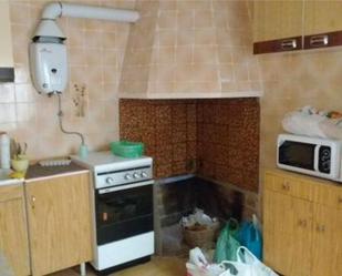 Cuina de Casa o xalet en venda en Sotorribas amb Traster i Moblat