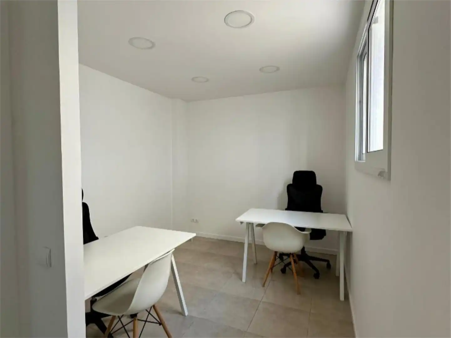 Büro zur Miete in Avinguda Pere Matutes Noguera, 34, Ses Figueretes - Platja d'en Bossa - Cas Serres Büro zur Miete in Eivissa