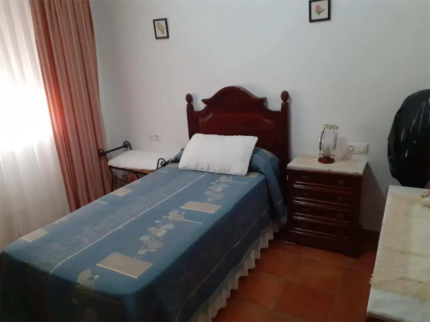 Dormitori de Casa o xalet en venda en El Pedroso amb Aire condicionat i Terrassa